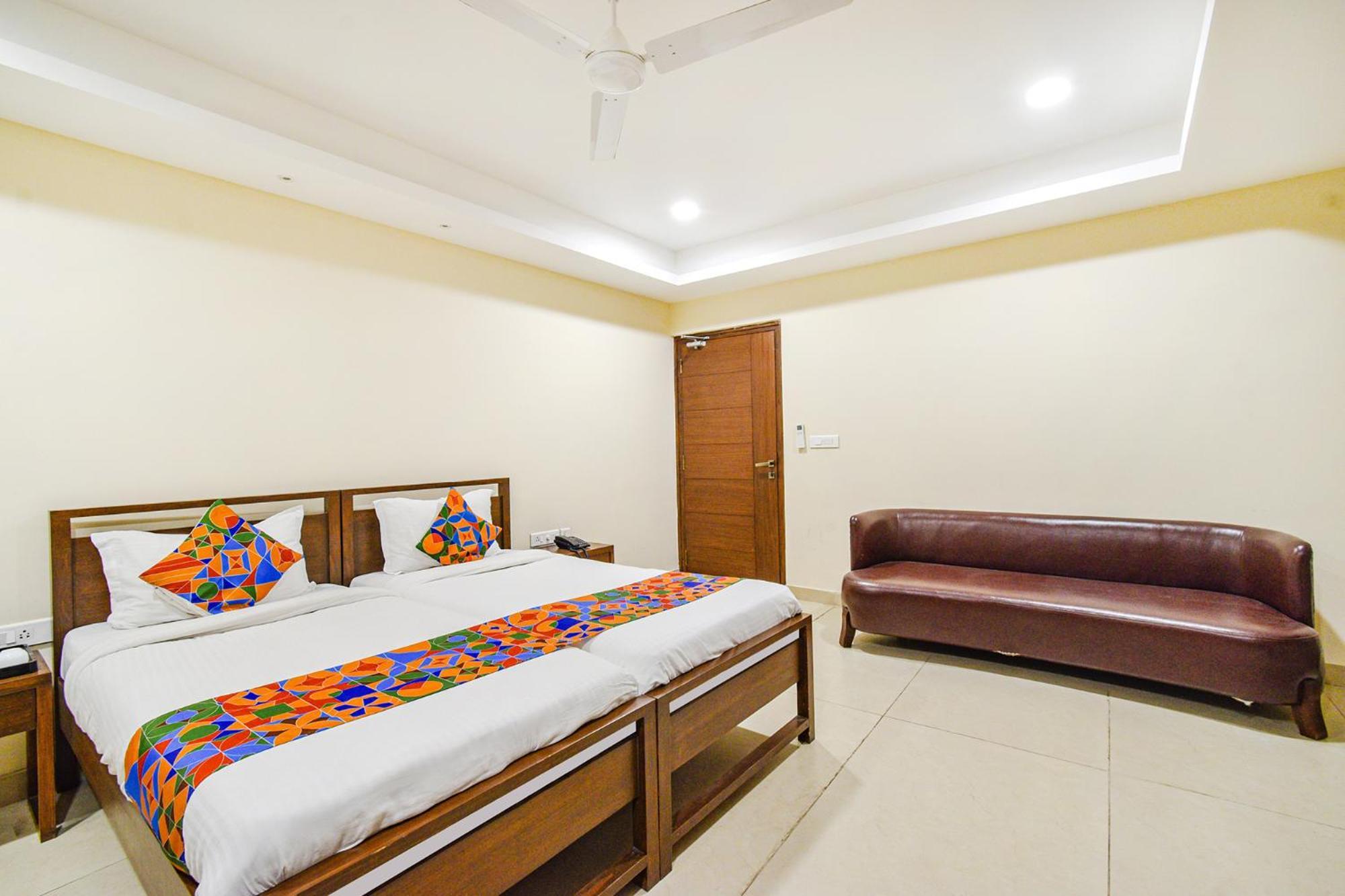 Fabhotel Prime Am Suites - Nr Yashoda Hospitals - Secunderabad Hyderabad Bagian luar foto